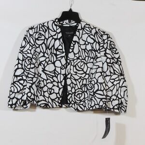 Black Label by Evan Picone Women's White w/ Black Floral Pattern Cropped Blazer